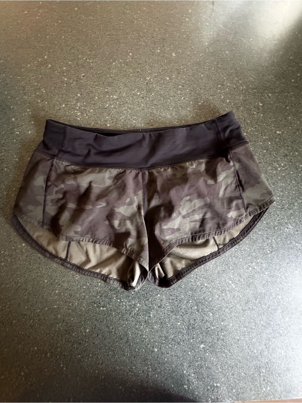 Lululemon Women’s Athletic Camo Running Shorts - Black Waistband